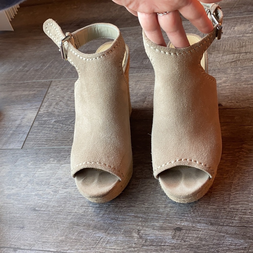 Tan Wedges - Picture 10 of 14
